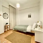 & Spacious Flat - No5 *