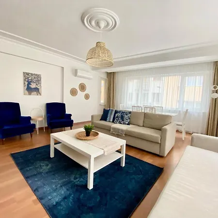& Spacious Flat - No5 Apartment Istanbul