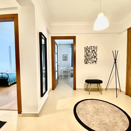 & Spacious Flat - No5 * Istanbul