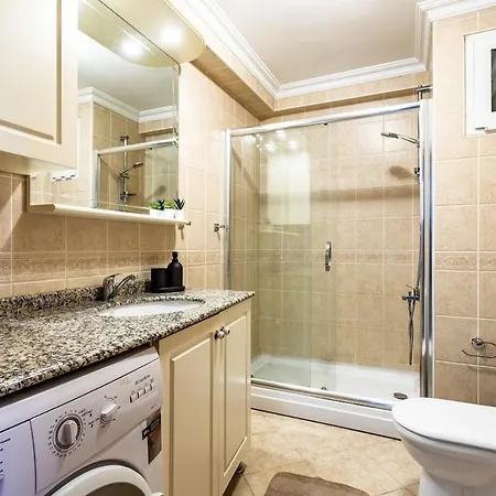 & Spacious Flat - No5 * Istambul